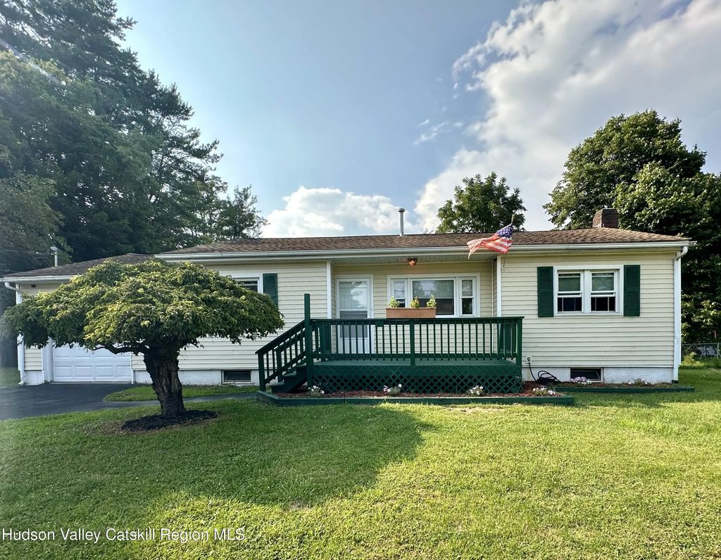 10 Johns Road, Kerhonkson