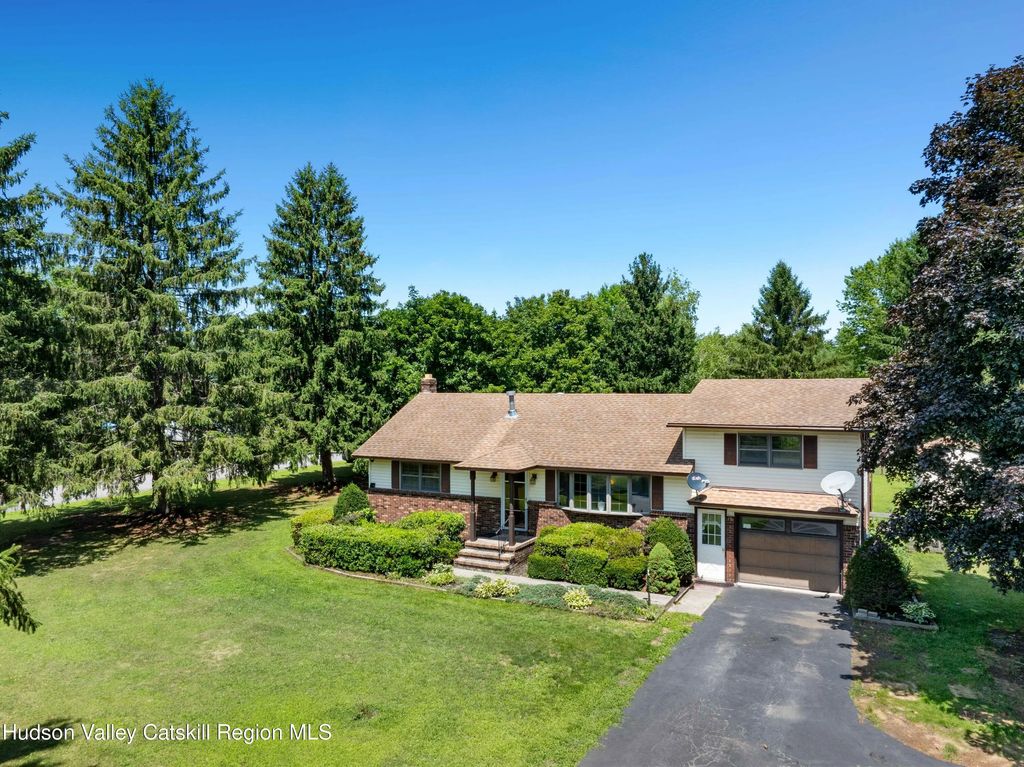 329 Mountain View Road, Copake