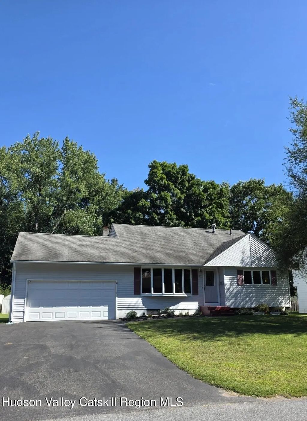 62 Appletree Drive, Saugerties