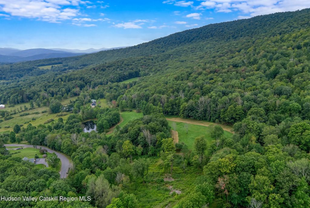 2569 Bragg Hollow Road, Margaretville
