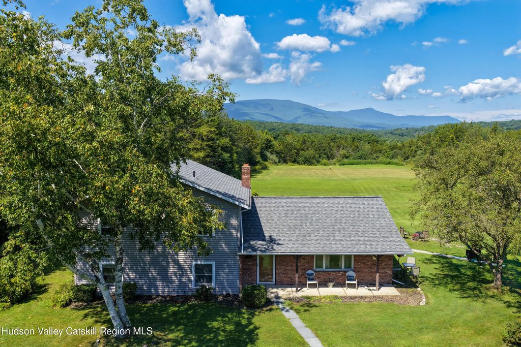 3017 Old Kings Road, Catskill
