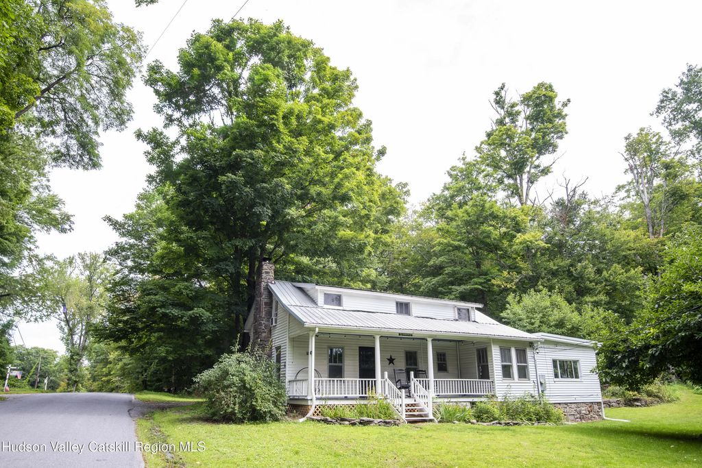 96 Stonebridge Road Extension, East Durham