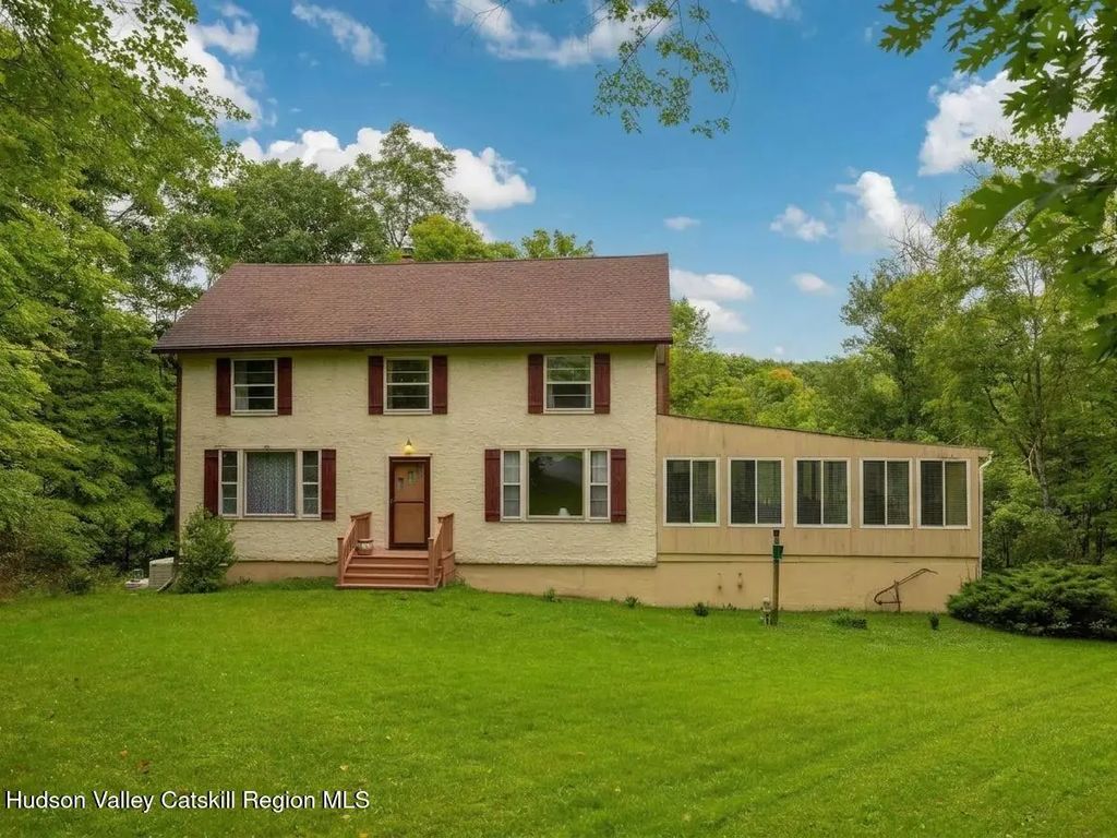 29 Longview Road, Clinton Corners