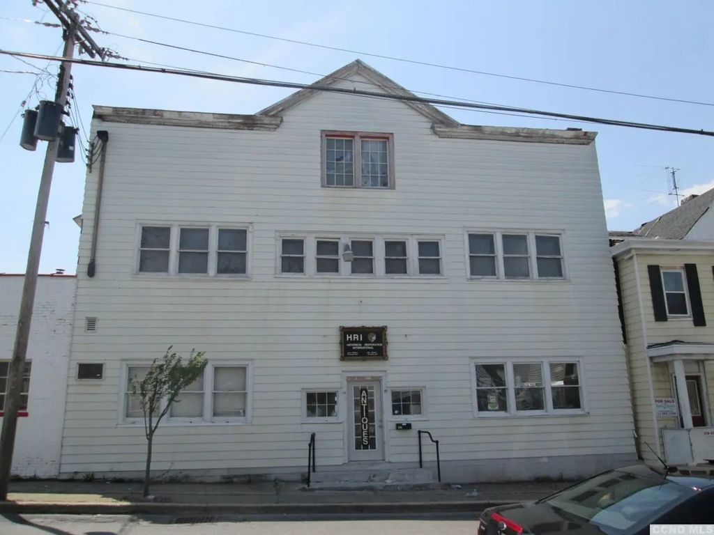 513-515 Columbia Street, Hudson