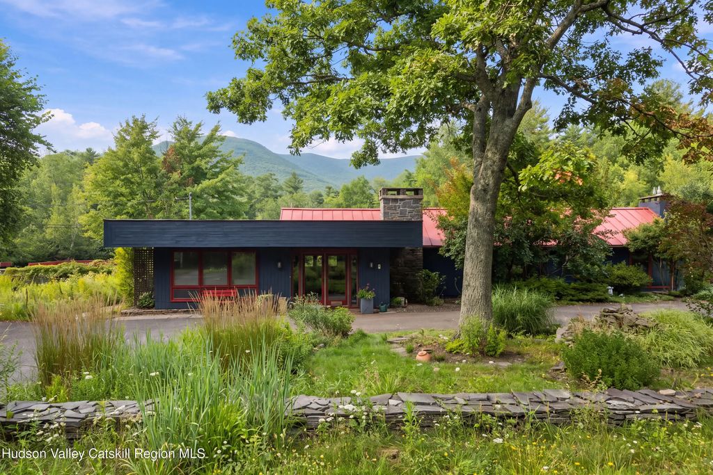 7 Wilber Lane, Woodstock
