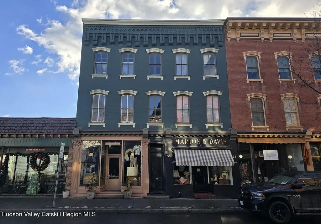 35 Main Street 2 R, Chatham