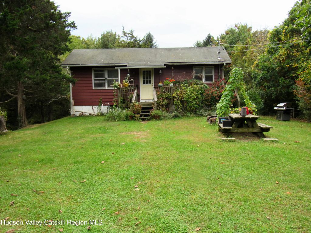 32 Sopak Road, Ancram