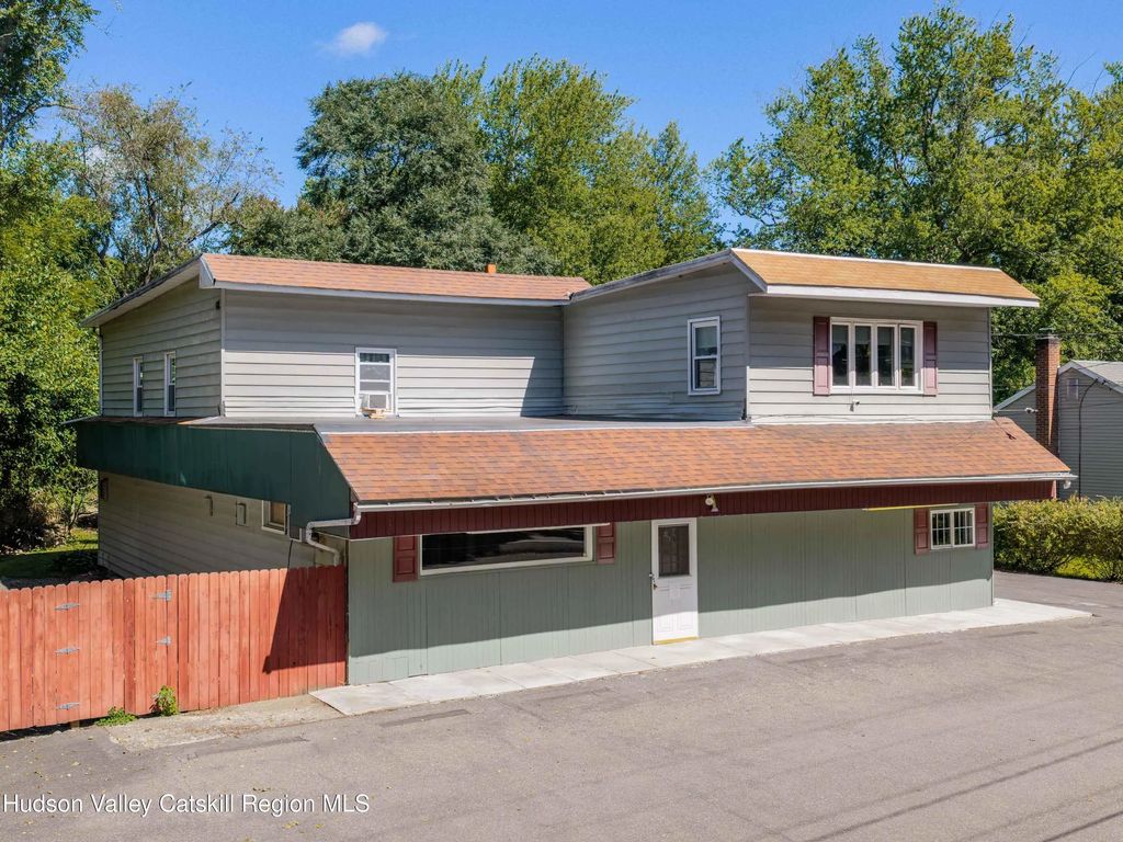 706 Glasco Turnpike, Saugerties