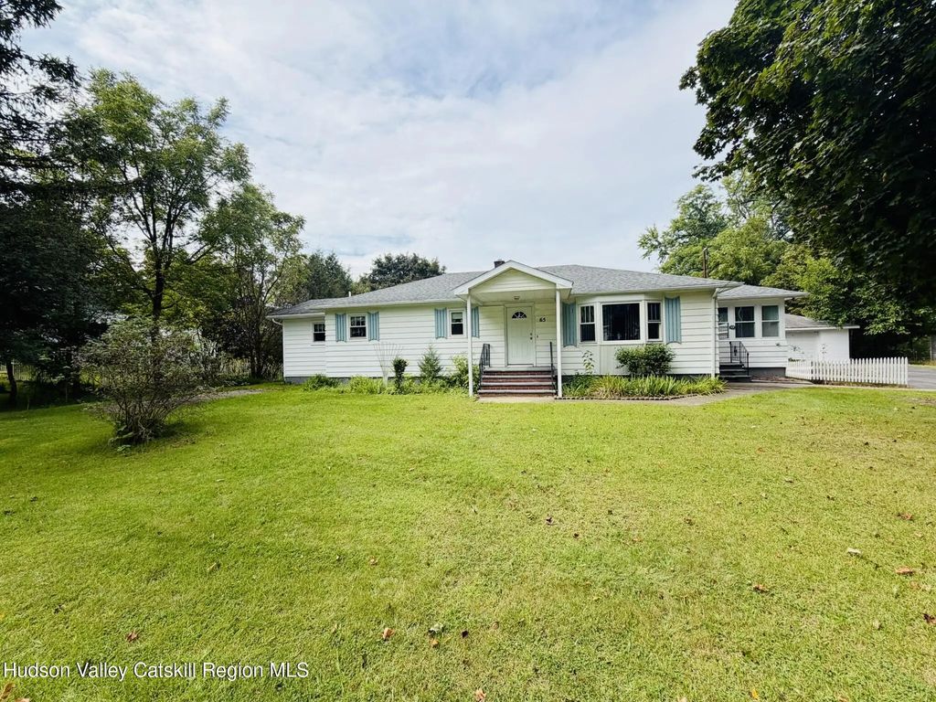 65 Ely Street, Coxsackie