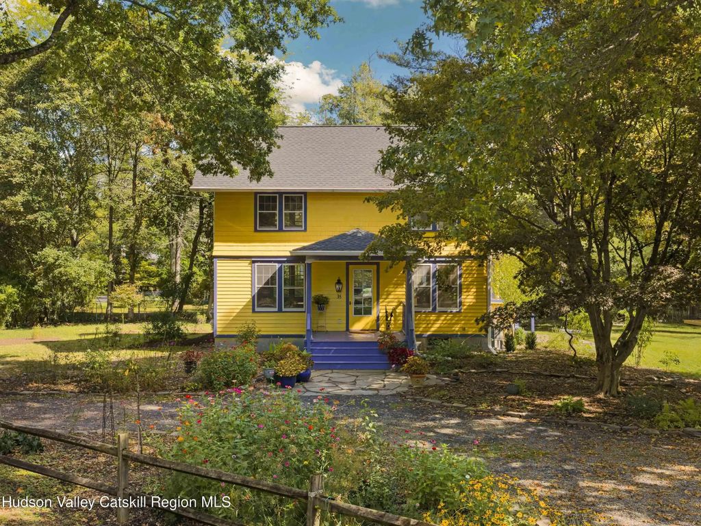 35 Orchard Lane, Woodstock