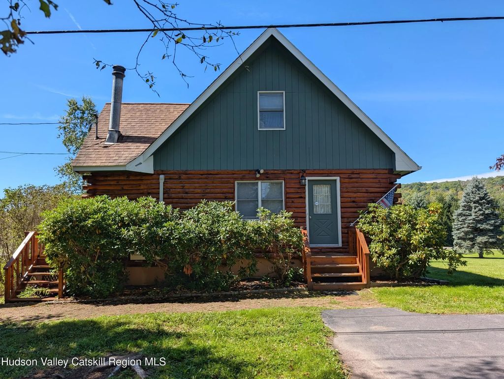 63 N Settlement Road, Windham