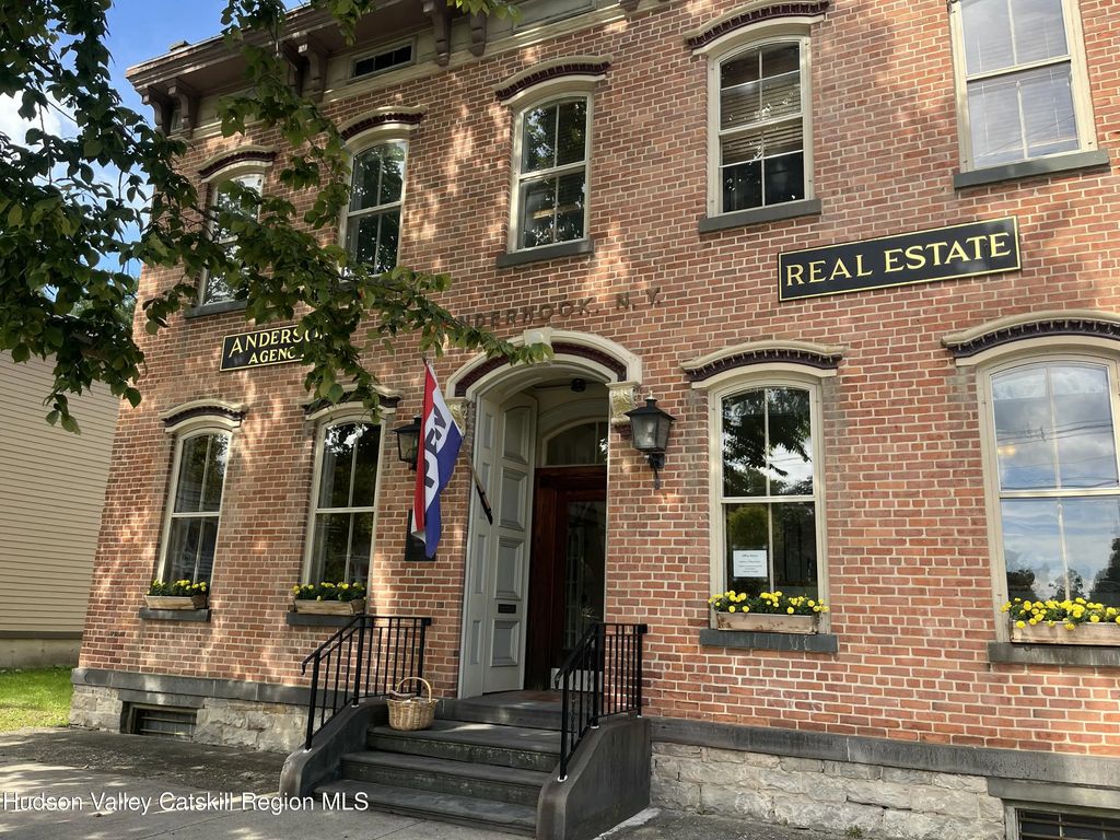 2 Broad Street 2nd Floor, Kinderhook