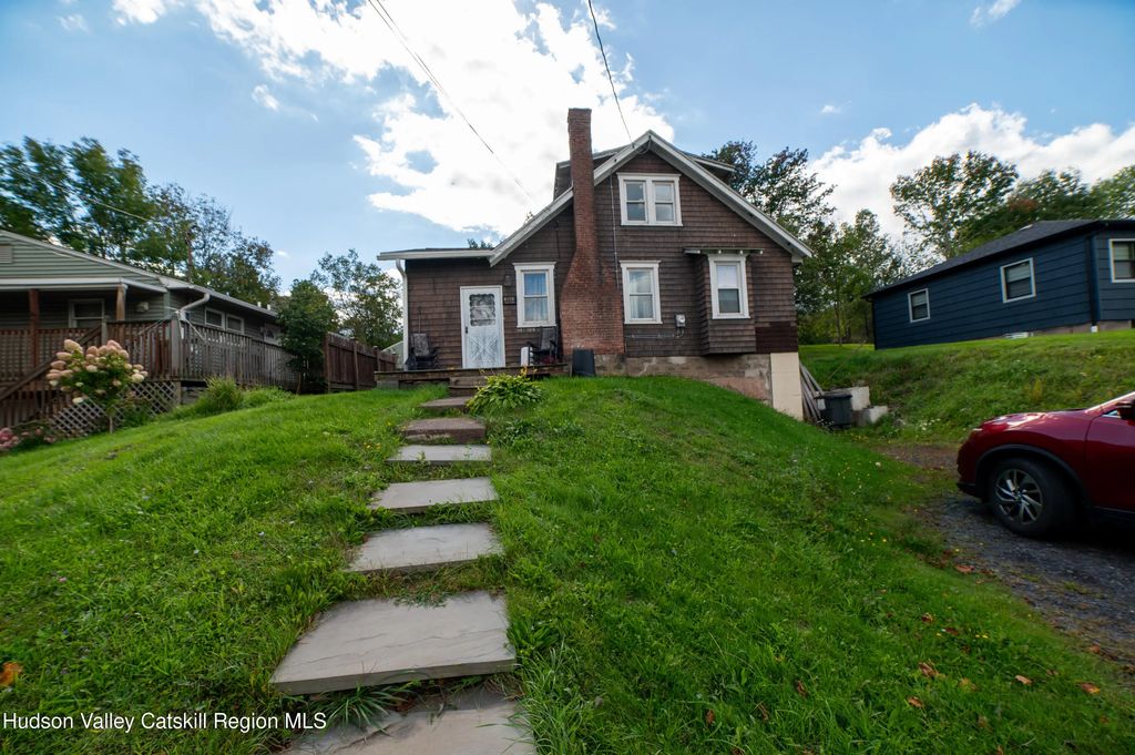 36940 Hwy 23, Roxbury