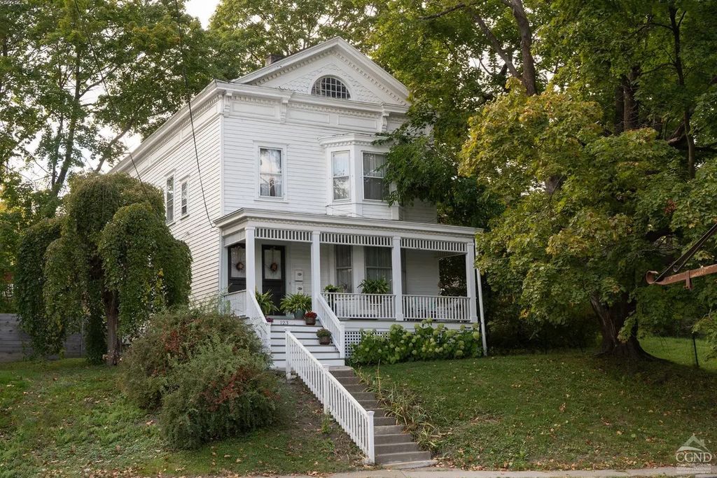 123 Greene Street 2, Hudson
