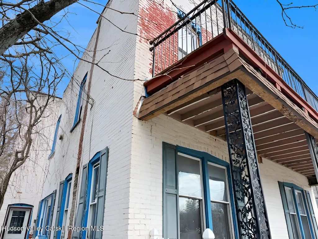 3051 Main Street, Valatie