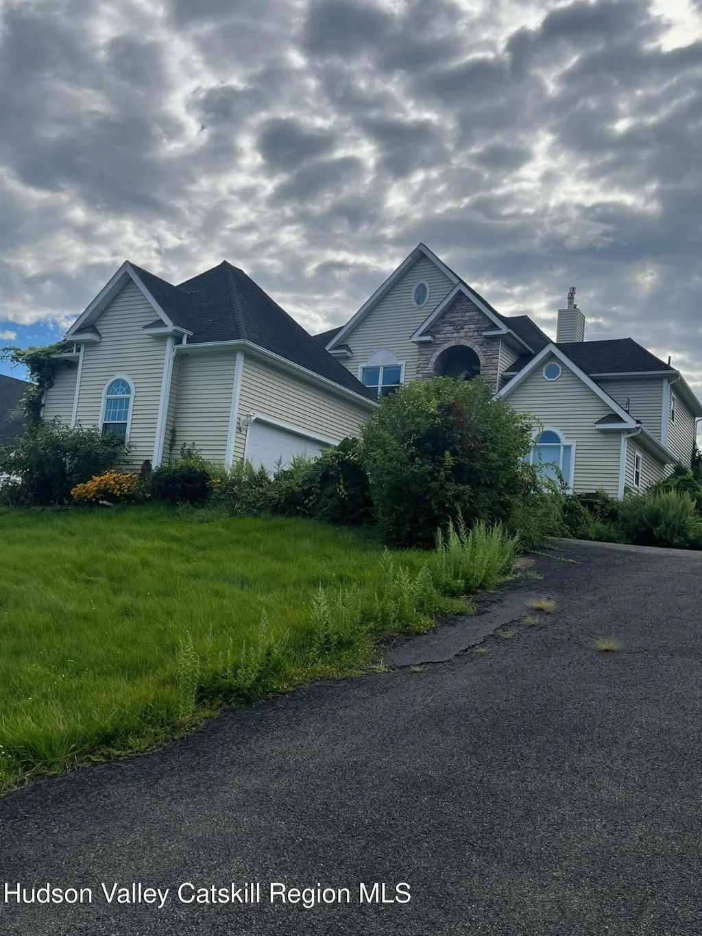 67 Latham Circle, Saugerties