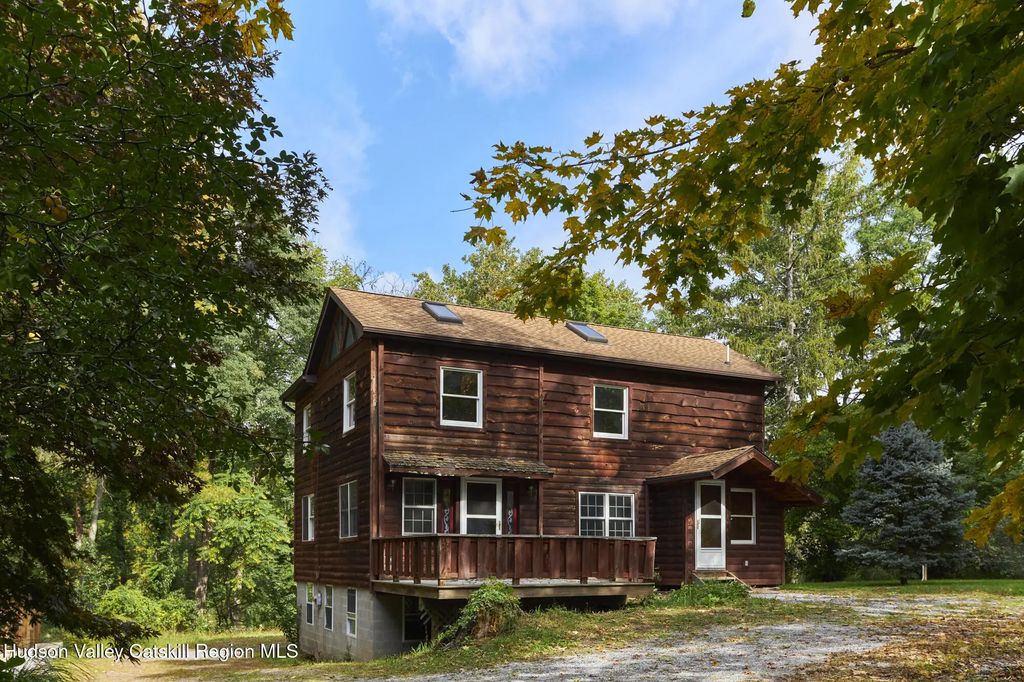 49 Oak Street, Rhinebeck