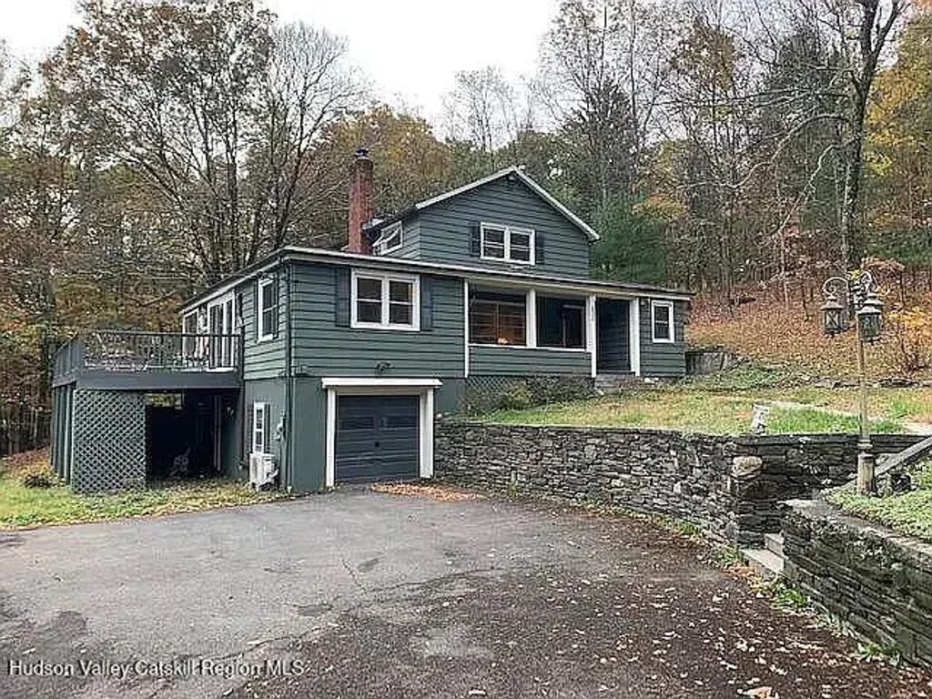 522 Ohayo Mountain Road, Woodstock