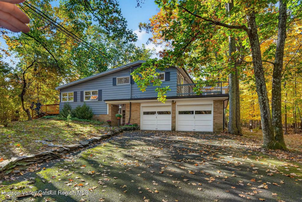 3 Maverick Terrace, Woodstock Property Listing: MLS® #20266170