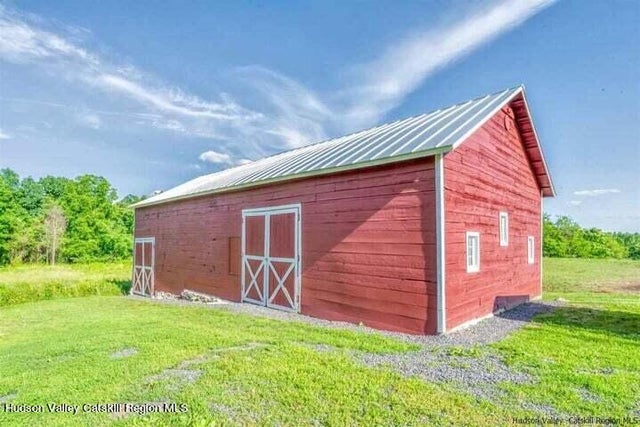 813 Flatbush Road, Kingston