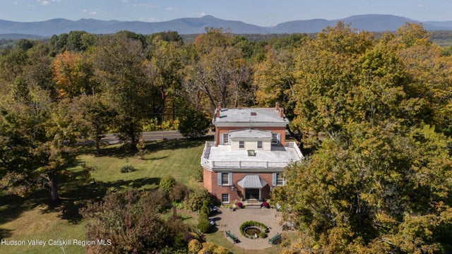 1281 Woods Road, Germantown