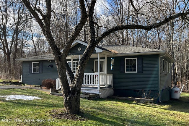 7 Gardiner Park Road, New Paltz