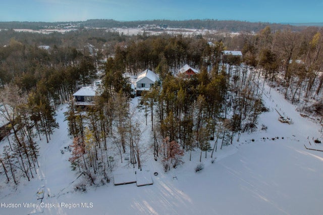 13 Andre Court, Athens