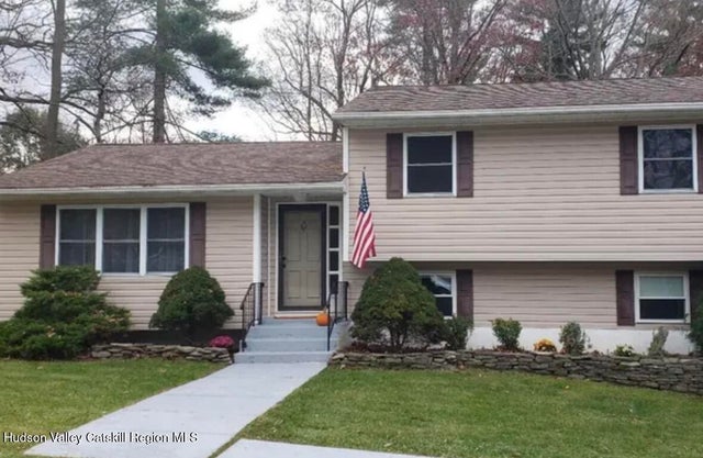 8 Fairview Drive, Copake