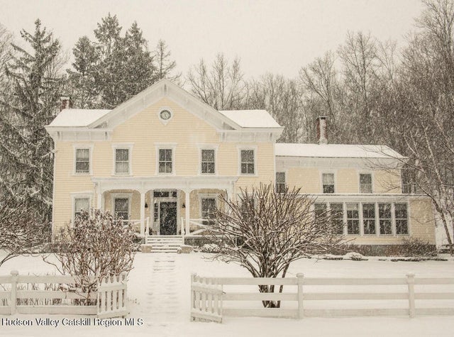 132 Decker Road, Gallatin