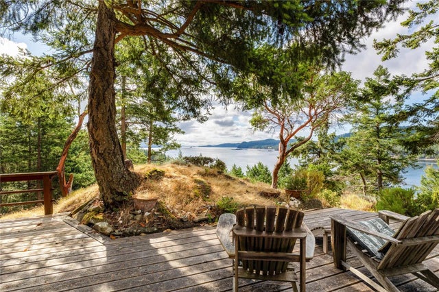 1 of 41 - 498 Marine Trnabt, Mayne Island, BC