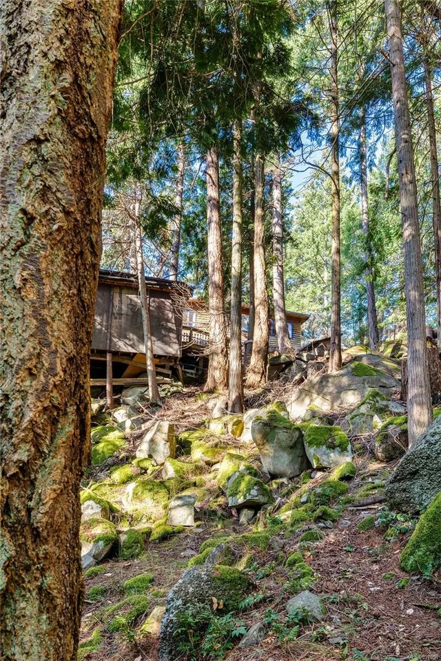 5 of 41 - 498 Marine Trnabt, Mayne Island, BC