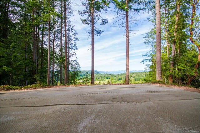 4 of 15 - Spruce Ave, Gabriola Island, BC