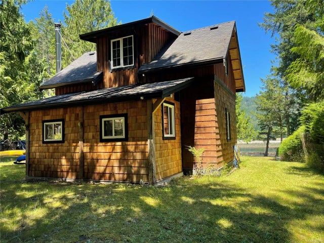 4 of 32 - 674 Weathers Way, Mudge Island, BC