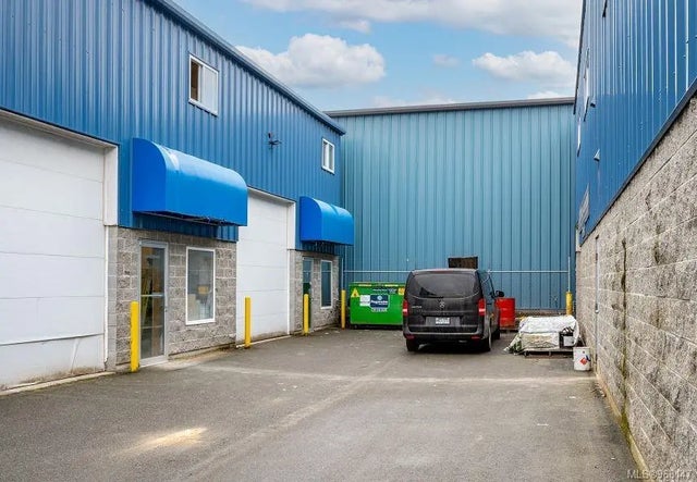 4 of 12 - 142 Morison Ave, Parksville, BC