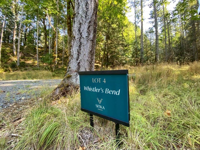 3 of 25 - Lt 4 Sitka Grove, Gabriola Island, BC