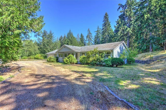 1 of 32 - 3112 Henry Rd, Chemainus, BC