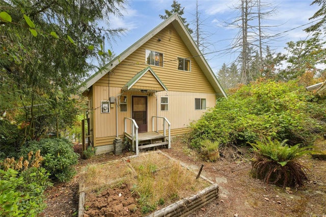 1 of 40 - 223 Mariners Way, Mayne Island, BC
