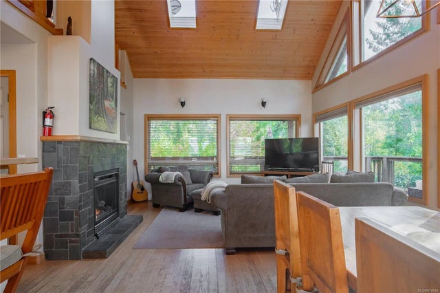 5 of 52 - 1027 Jensens Bay Rd, Tofino, BC