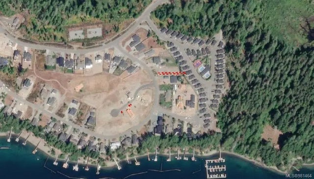 2 of 3 - 7276 Lakefront Dr, Lake Cowichan, BC