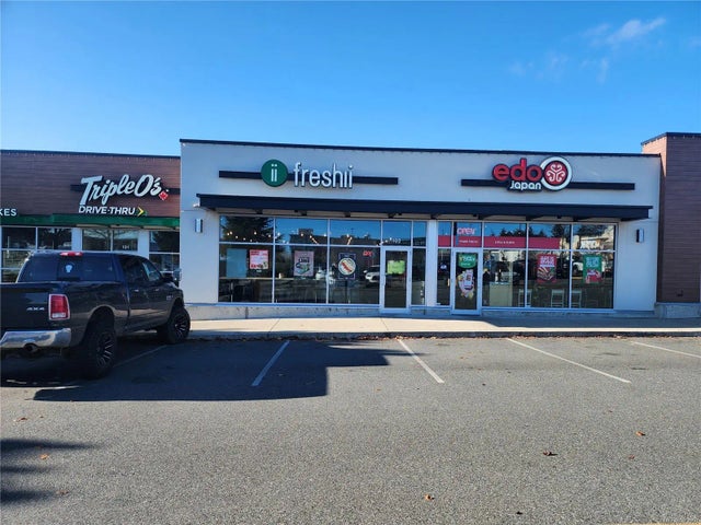 2 of 3 - 3250 Island Hwy N 102, Nanaimo, BC