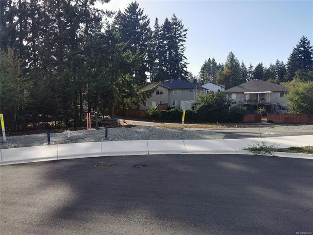 3 of 8 - 23 Leam Rd, Nanaimo, BC