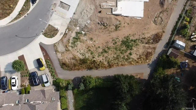 2 of 14 - 7 Leam Rd, Nanaimo, BC