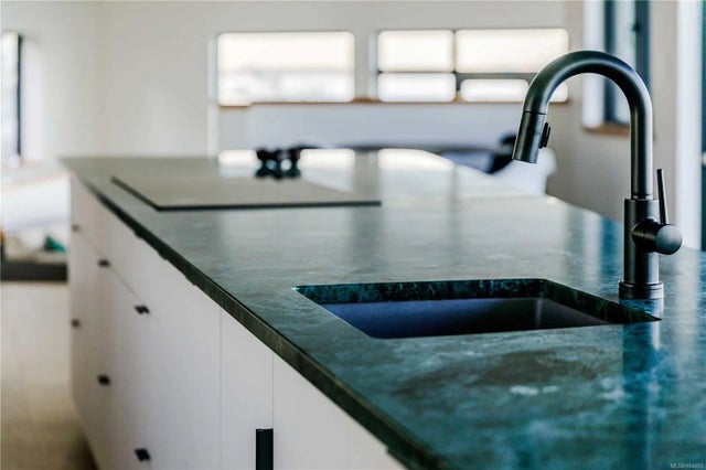 3 of 13 - 4351 Gordon Head Rd, Saanich, BC