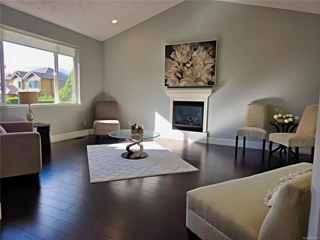 2 of 42 - 4738 Cruickshank Pl, Courtenay, BC