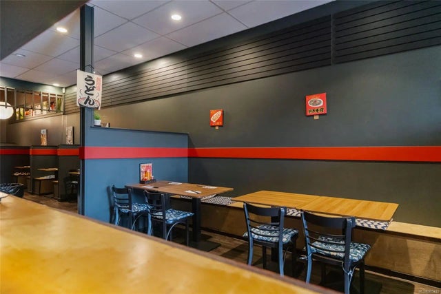 4 of 10 - 1483 Bowen Rd, Nanaimo, BC