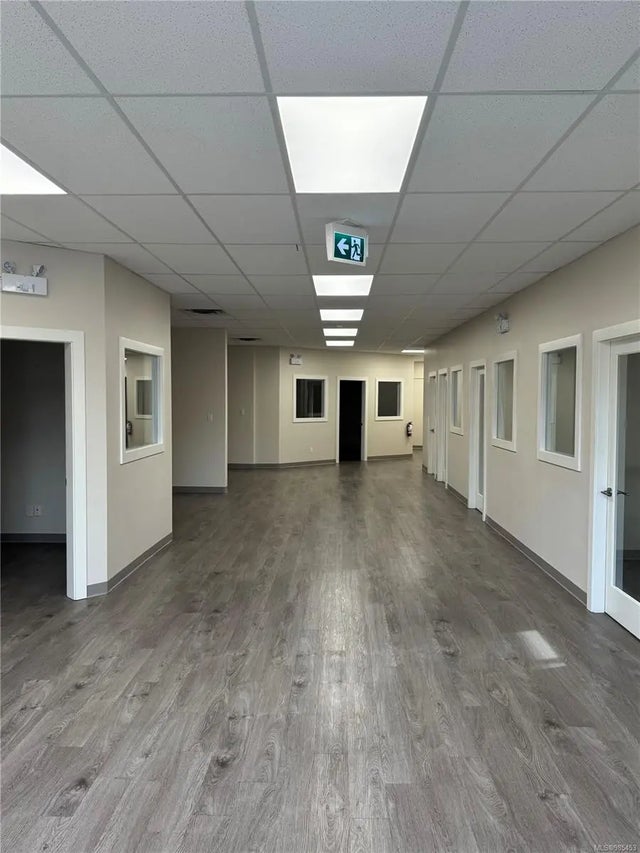 5 of 30 - 549 Haliburton St 102, Nanaimo, BC