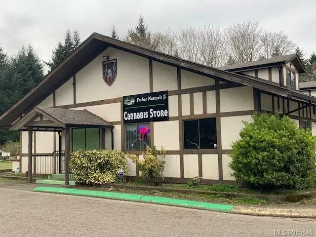2 of 18 - 2414b Island Hwy E, Nanoose Bay, BC