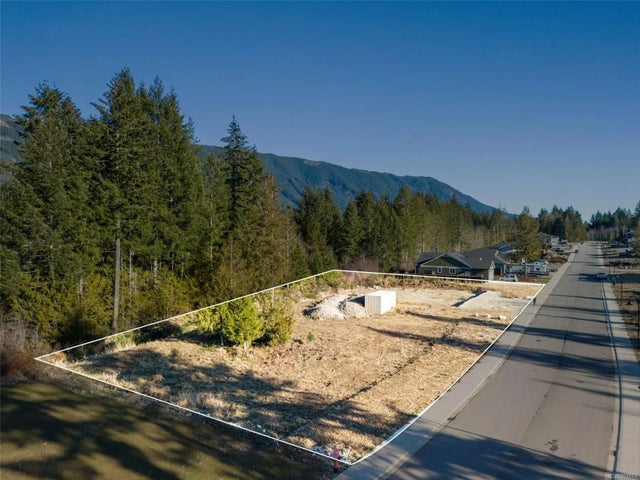 3 of 30 - 118 Edgewood Dr, Lake Cowichan, BC