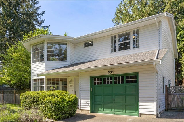 1 of 38 - 1333 Carmel Pl, Nanoose Bay, BC