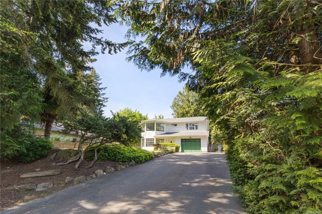 2 of 38 - 1333 Carmel Pl, Nanoose Bay, BC
